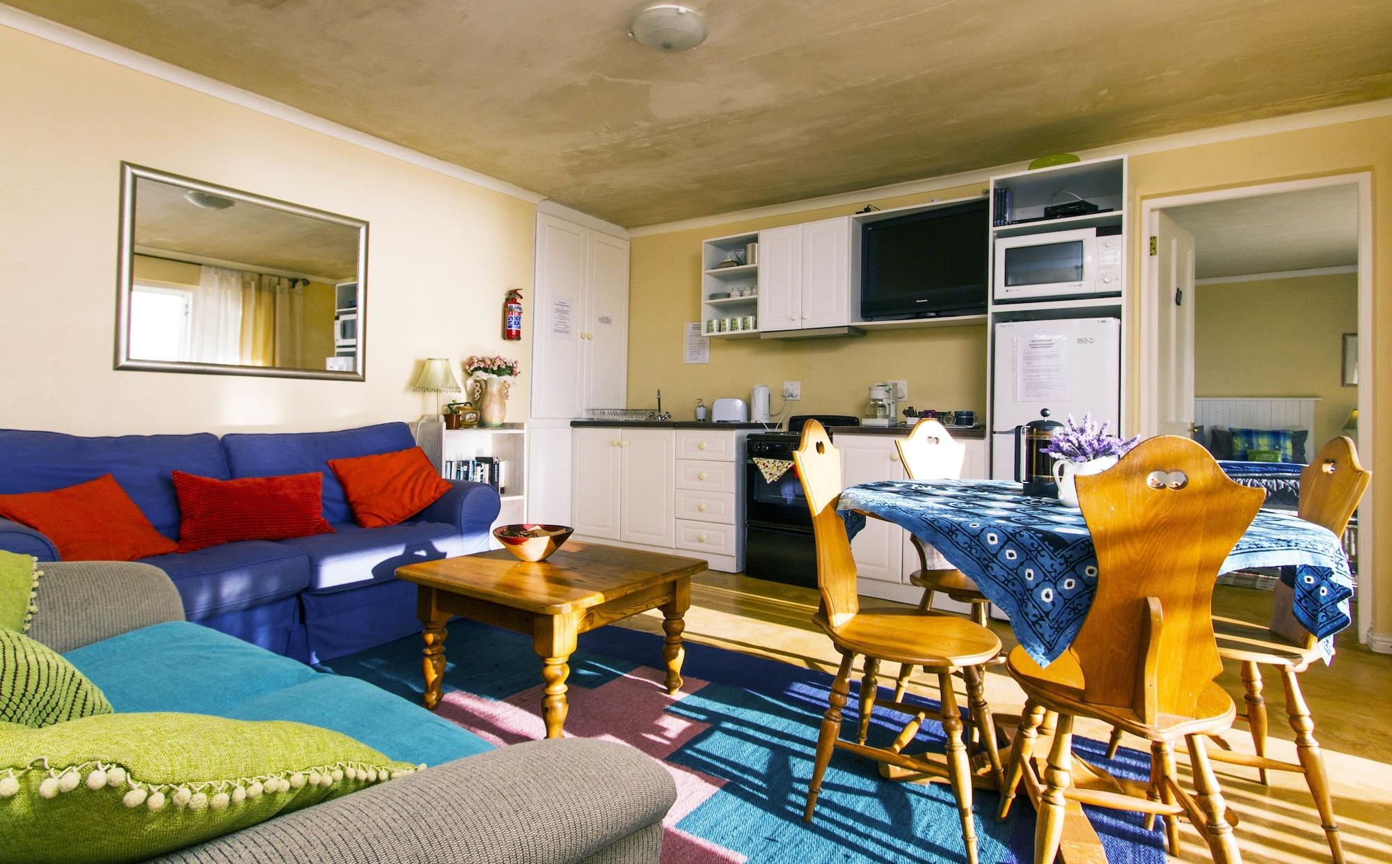Albatross Guest House Simonʼs Town Екстериор снимка