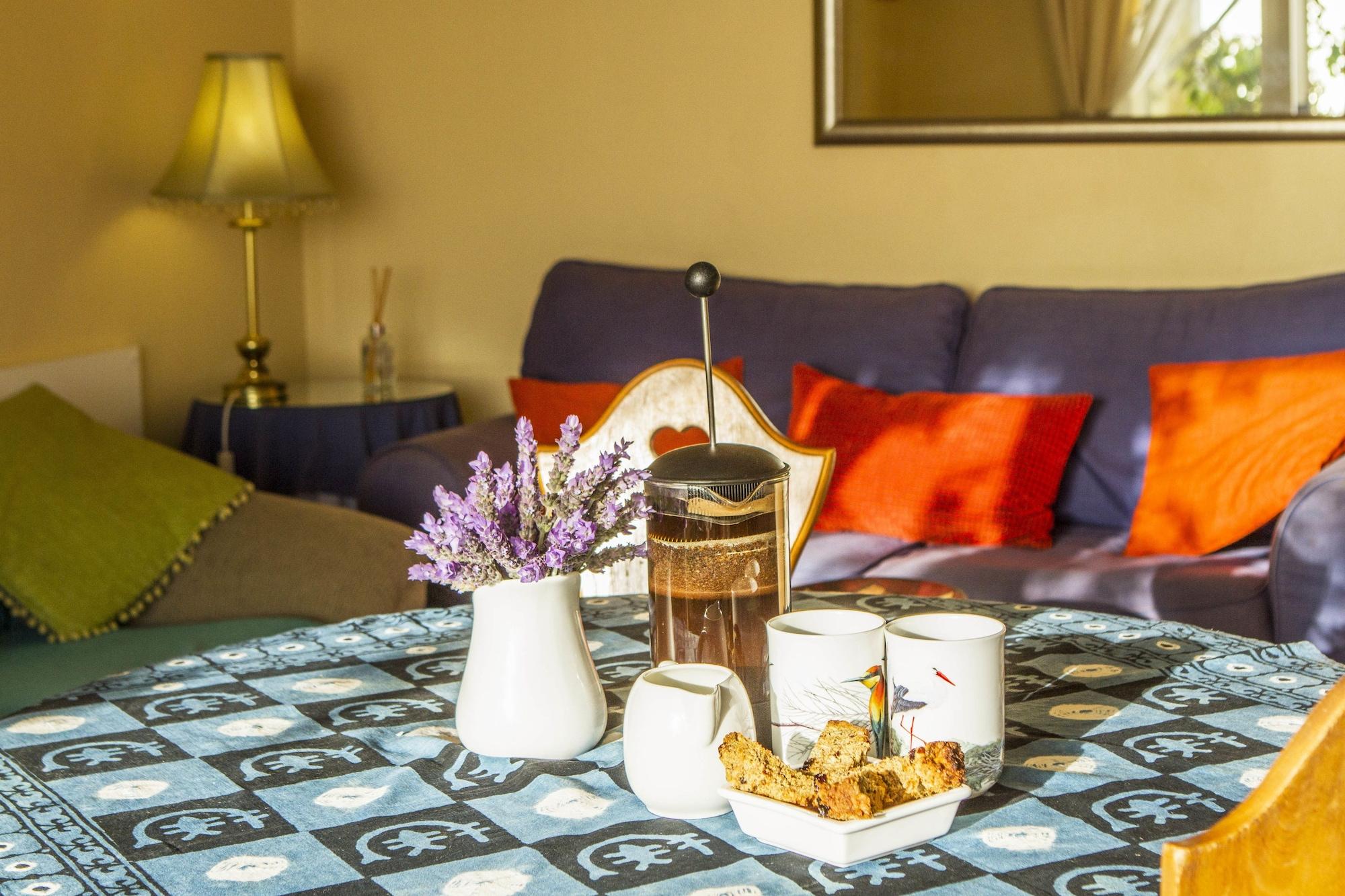 Albatross Guest House Simonʼs Town Екстериор снимка